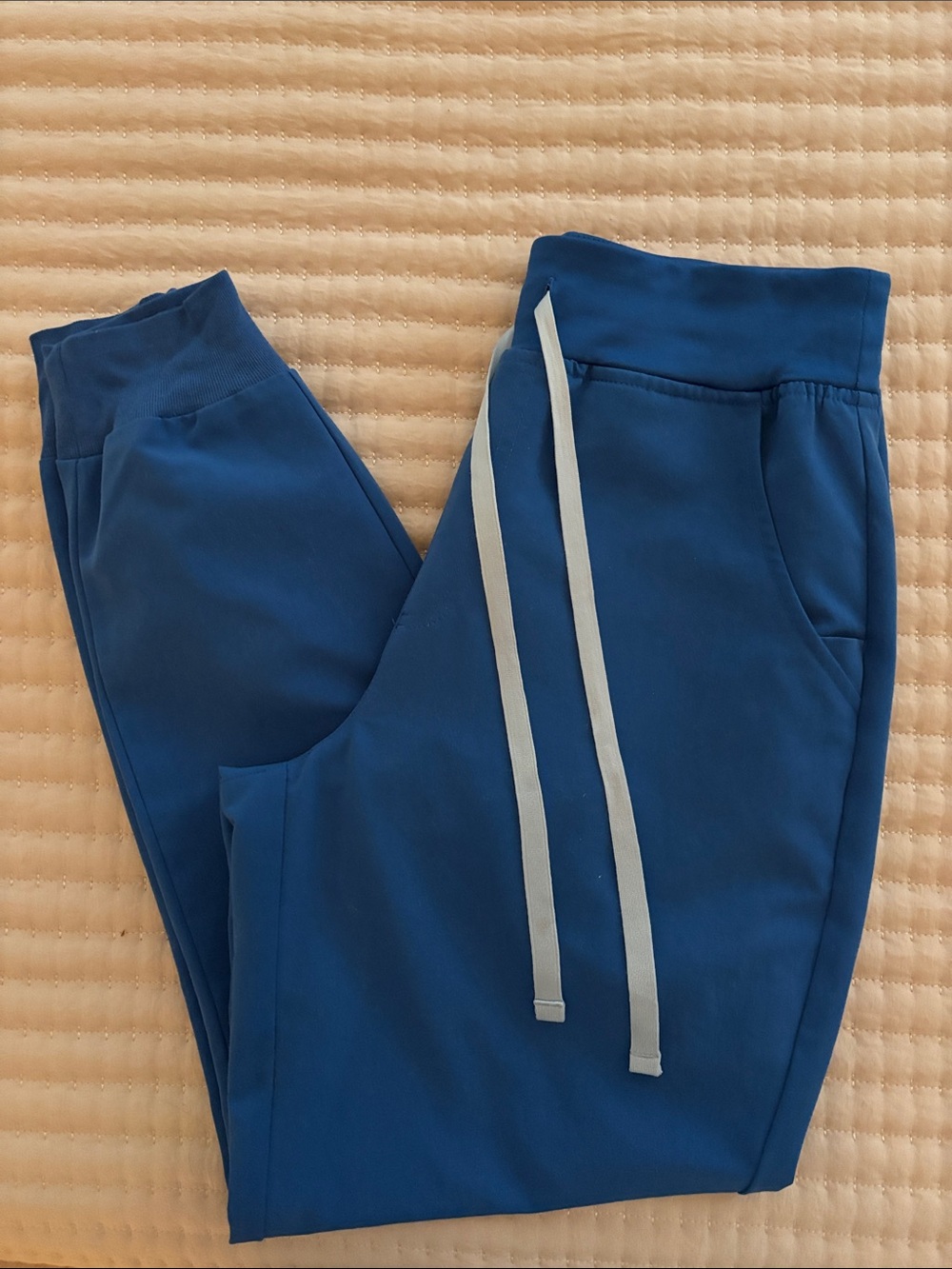 Figs women’s Royal Blue Zamora™ High Waisted - Petite Jogger Scrub Pants - S